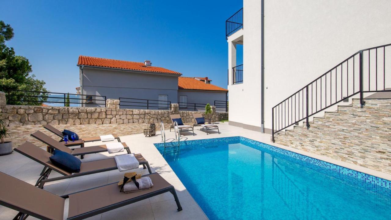 Apartments Villa Frankola With Swimming Pool ซริกเวนิซา ภายนอก รูปภาพ