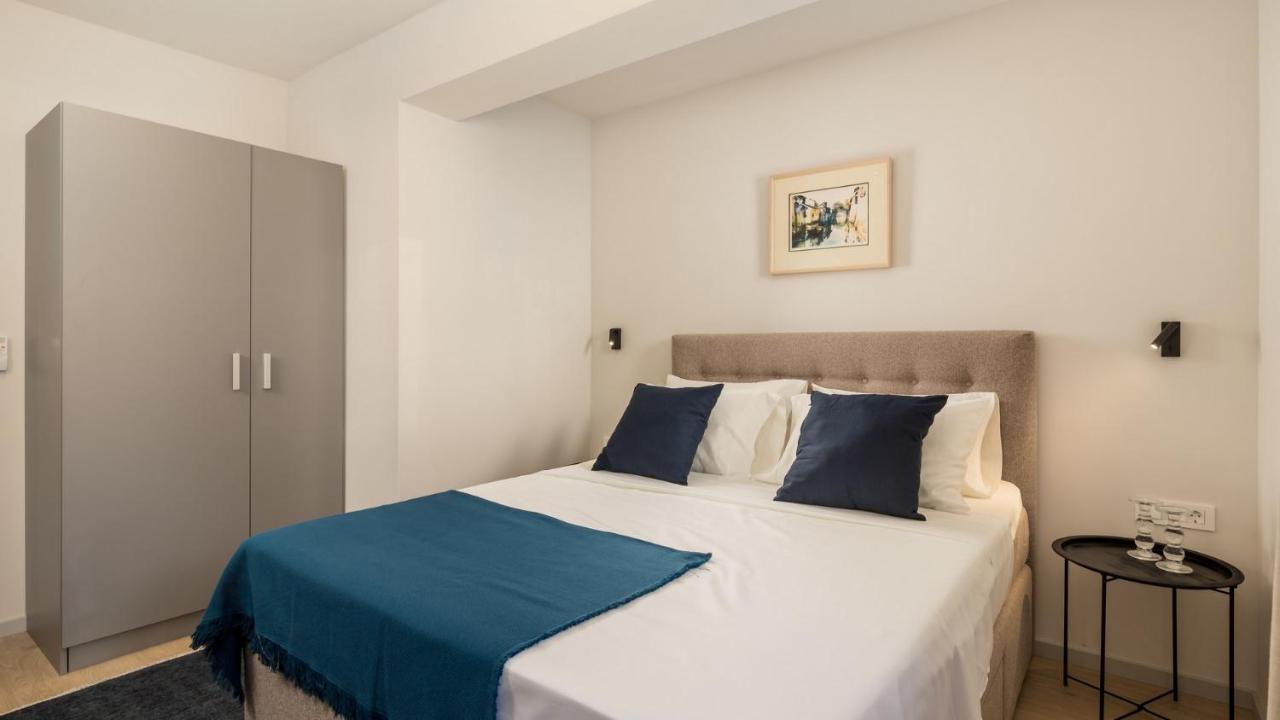 Apartments Villa Frankola With Swimming Pool ซริกเวนิซา ภายนอก รูปภาพ
