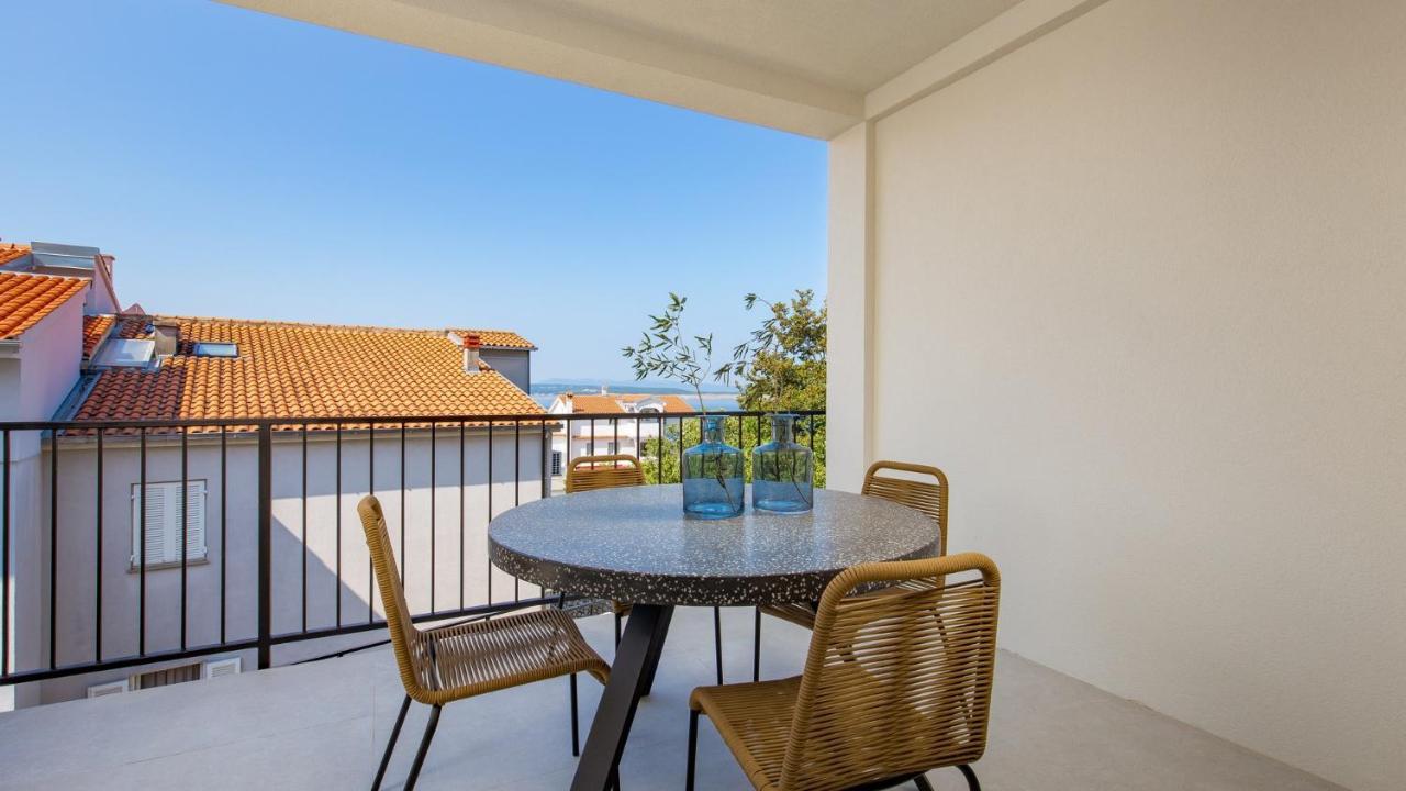 Apartments Villa Frankola With Swimming Pool ซริกเวนิซา ภายนอก รูปภาพ