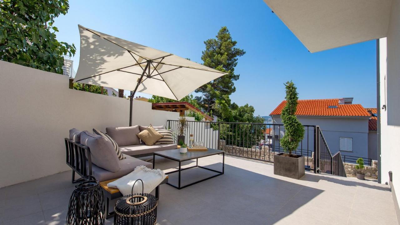 Apartments Villa Frankola With Swimming Pool ซริกเวนิซา ภายนอก รูปภาพ